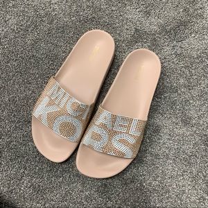 NWOT MICHAEL KORS Pink and White Studded Bedazzled Slides